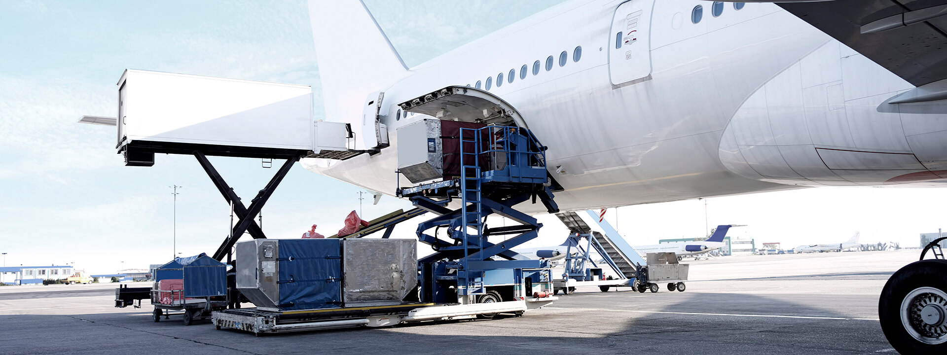 Spirit air cargo handling